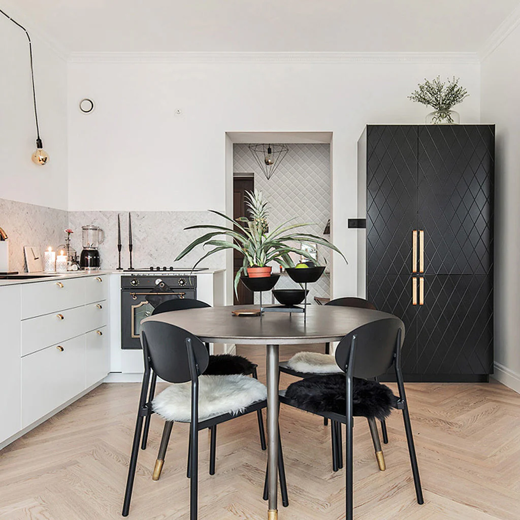 Curve Handle - Image 13