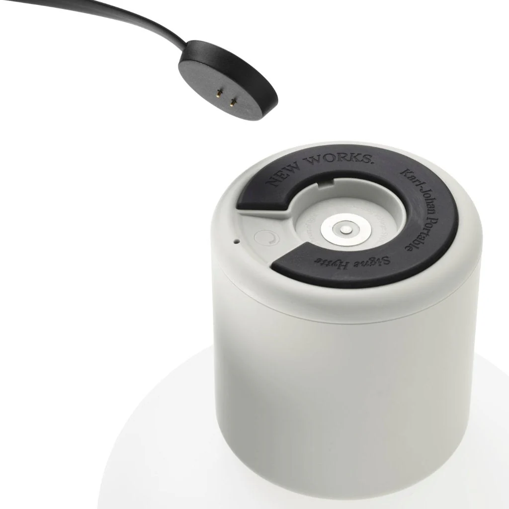 Karl Johan Portable Table Lamp - Image 10